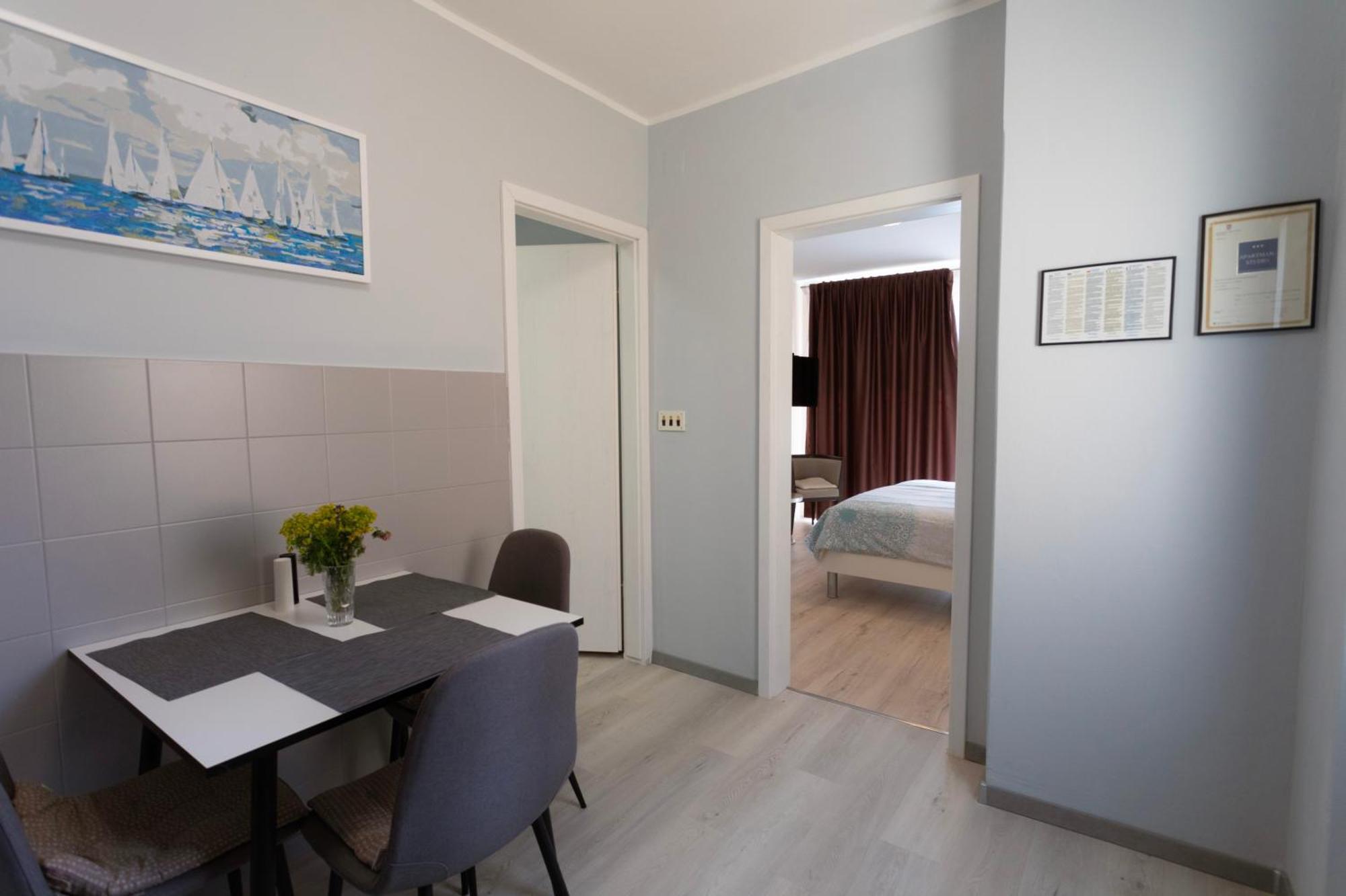 Apartments Galeb Rabac Bagian luar foto