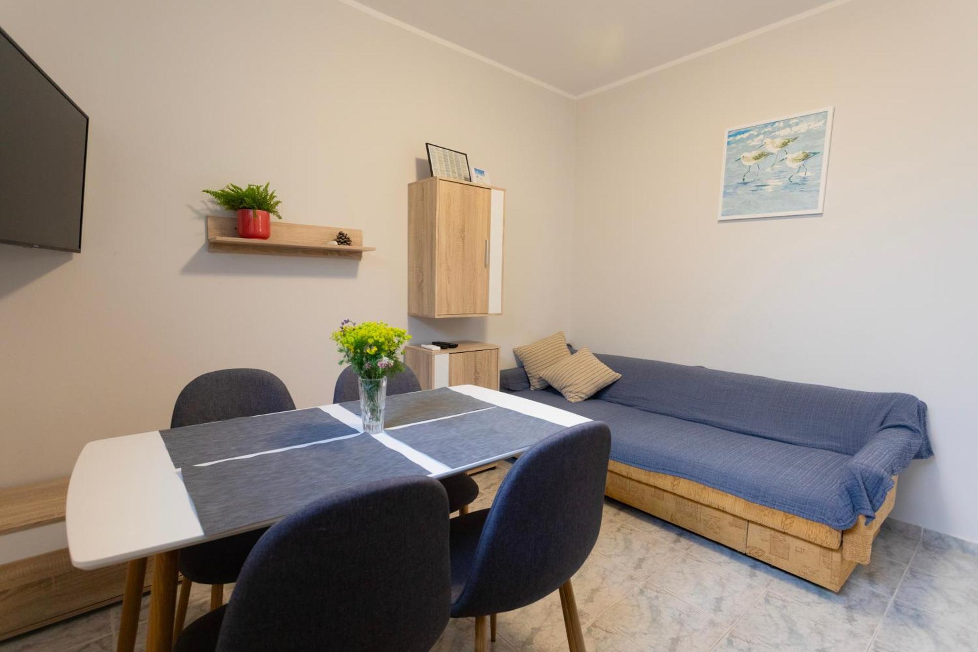 Apartments Galeb Rabac Bagian luar foto